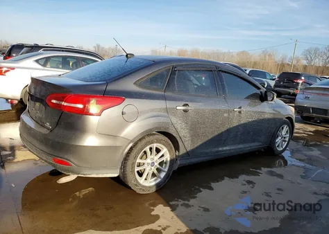 2016 Ford Focus Se z USA, uszkodzony, nr VIN 1FADP3F21GL382819